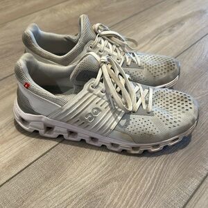 On cloud women shoes